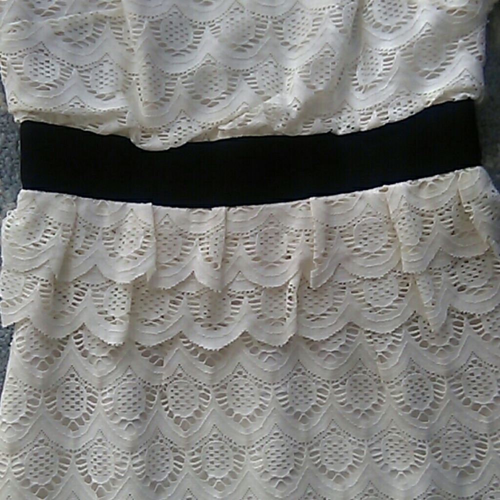 Phoebe cuture dress - Picture 2 of 3